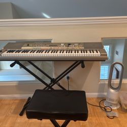 Yamaha 76-Key Keyboard – Great Condition + Stand + Stool