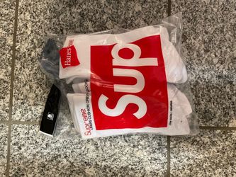Supreme Socks
