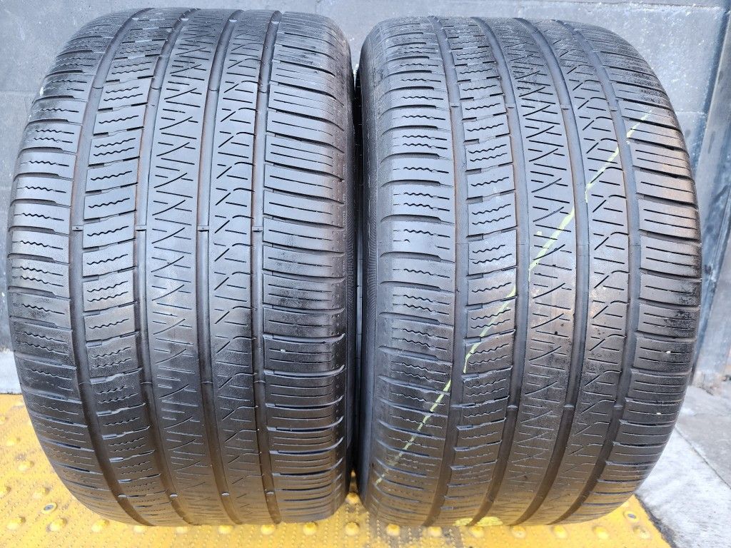 2 USED TIRES PIRELLI 285/35/20
