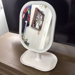 makeup mirror