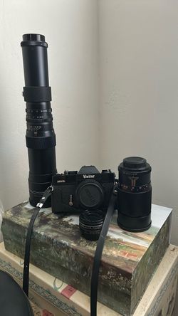 Vivitar 220/SL 35mm Film Camera with Lenses