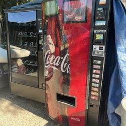 Coca Cola Beverage Vending machine Dixie narco