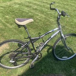 Del Sol Hybrid Bike 