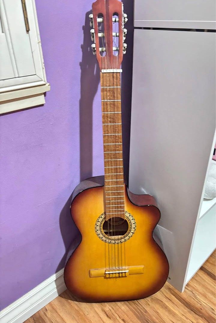 Guitar , Valenciana Guitar