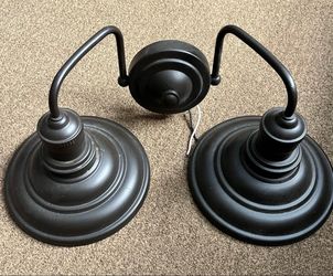 Bronze Ellen & Roth Bathroom Light Fixture