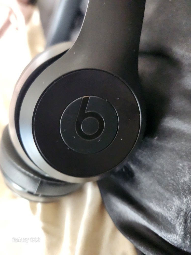 Beats  Solo 3 Wireless 