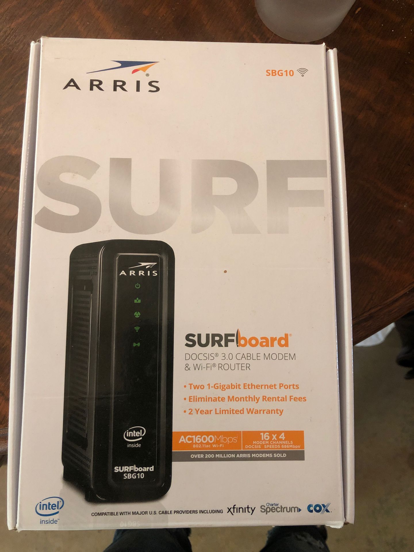 Motorola surf board cable modem and WiFi sbG10