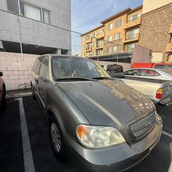 2003 Kia Sedona