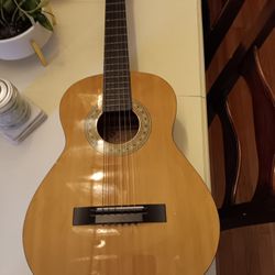 Crestline Acoustic Guitar 