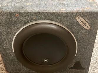 JL Audio 12W7 in Ground Shaker Subwoofer sealed Box