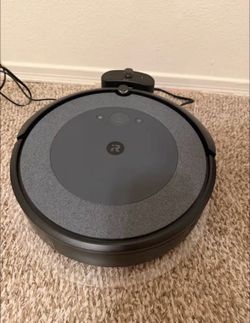 Roomba i5 Vacuum and Mop Combo