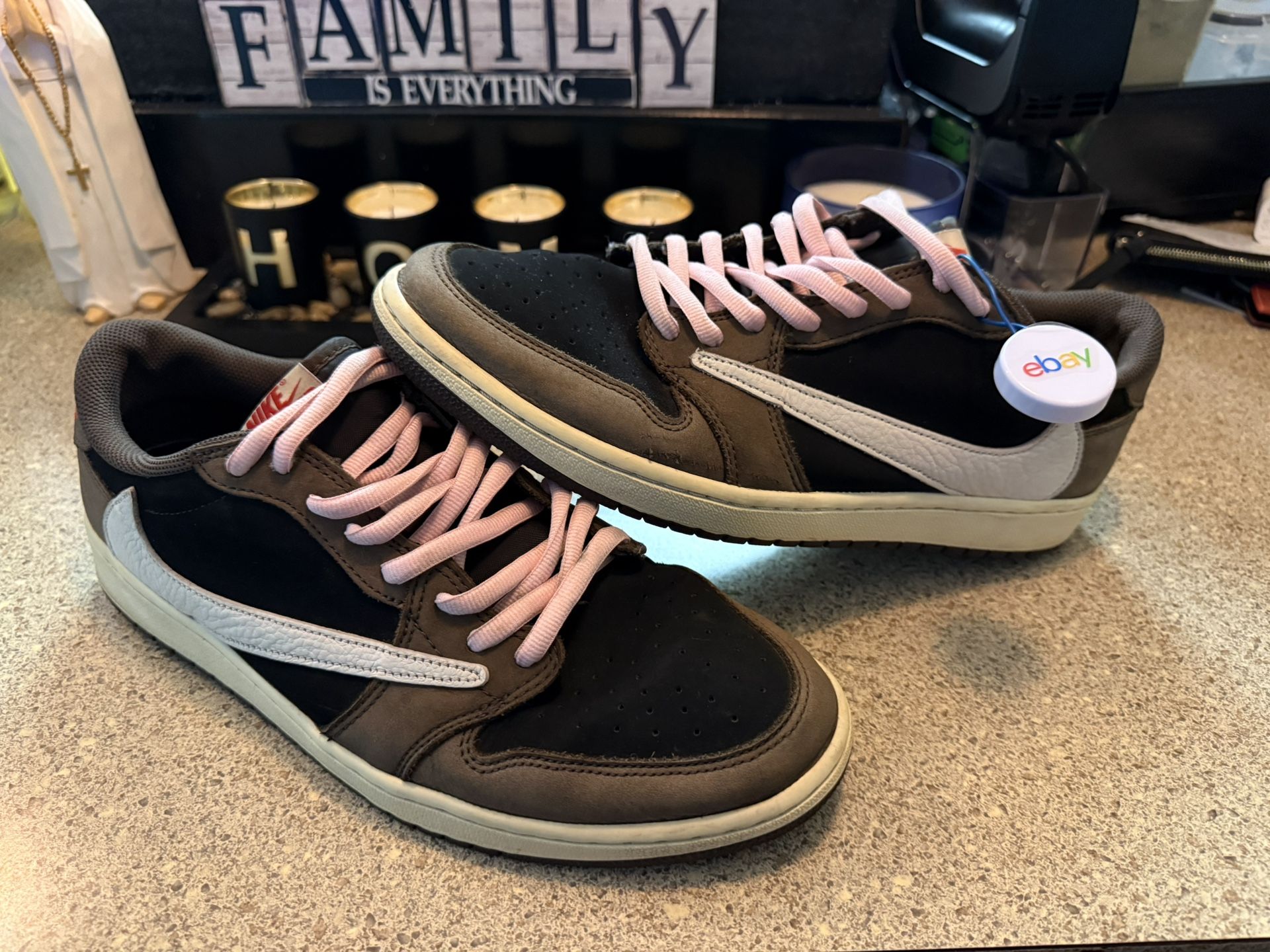 Travis Scott Jordan 1 Mocha size 12