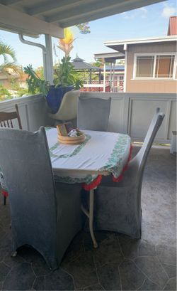 Glass Table With 3 Chairs