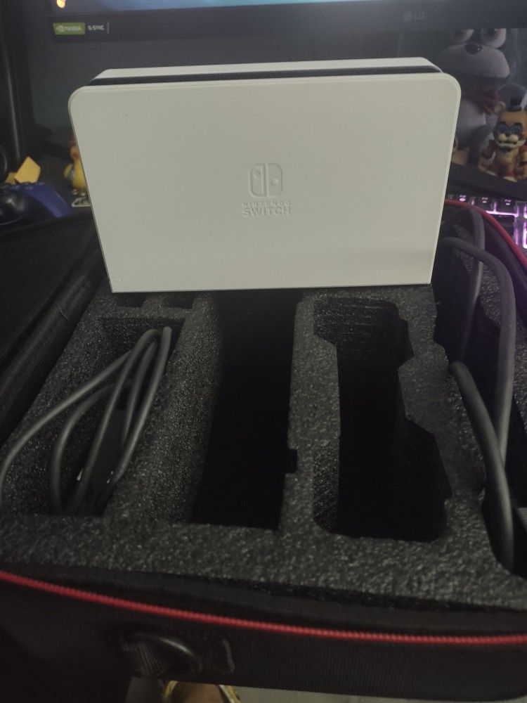 OLED Dock