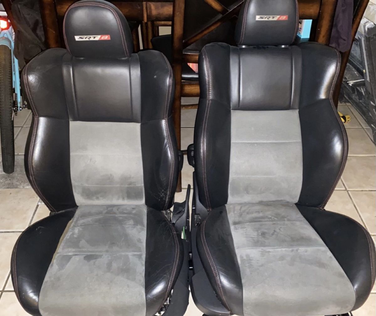 2006-2010 Dodge charger Srt8 Seats (updated Photo)