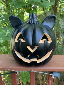 Black Plastic Mold/ Molded Plastic Cat Pumpkin Halloween Decoration 