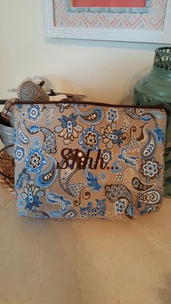 Xl cosmetic bag from thirty one gifts never used