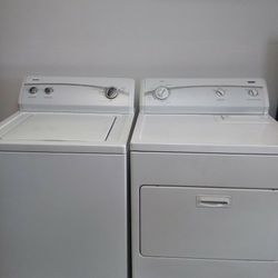 Kenmore washer And Dryer Set