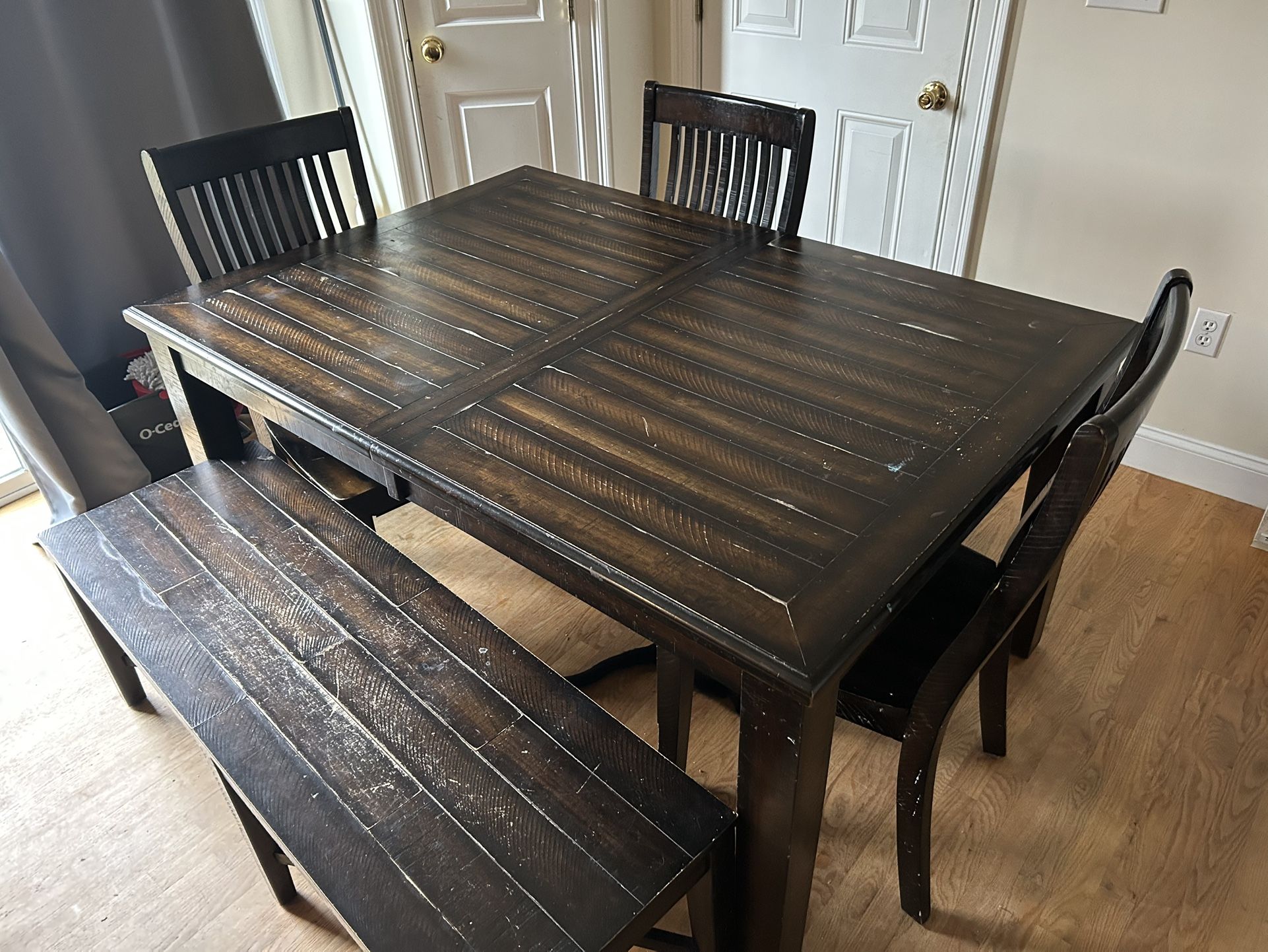 Kitchen table