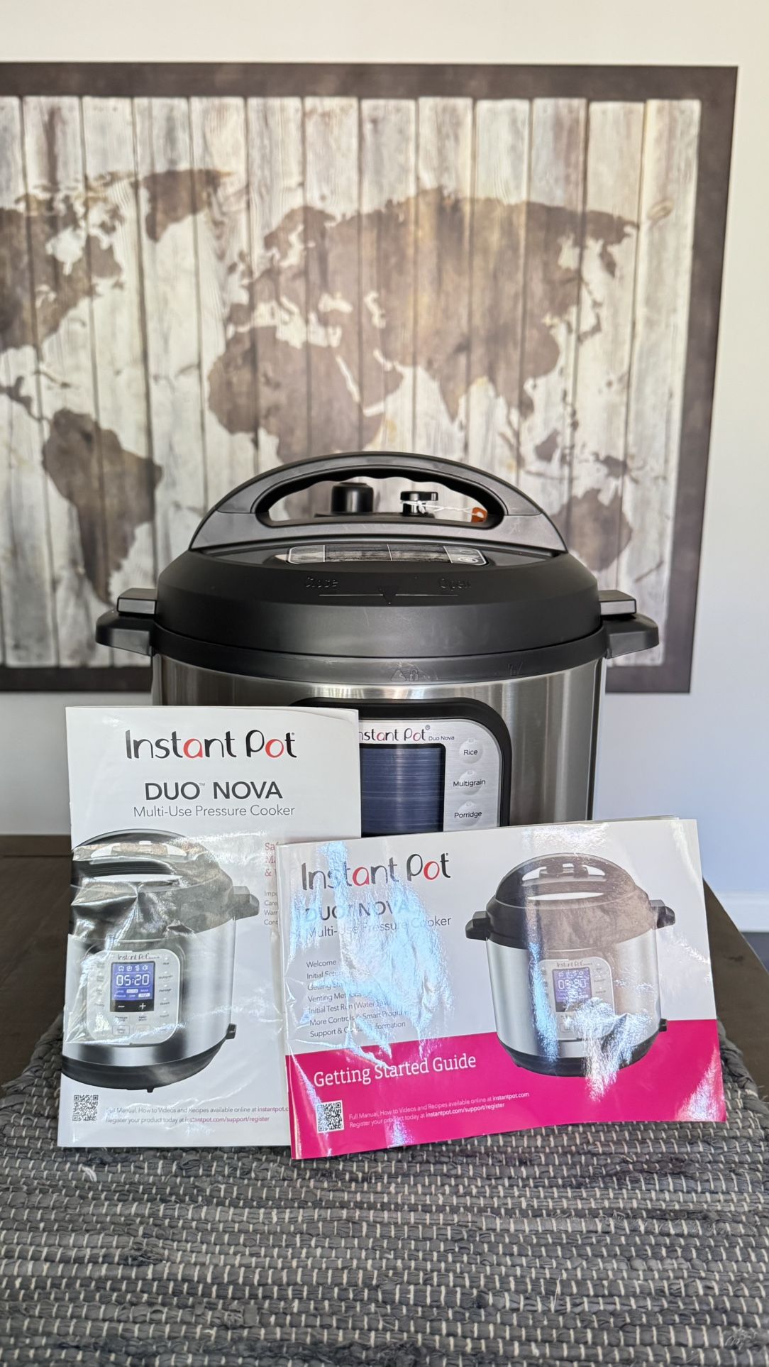 Insta-Pot  9 in 1  Multi Cooker