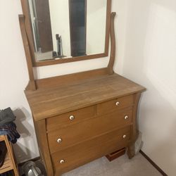 Vintage Vanity Dresser with Mirror