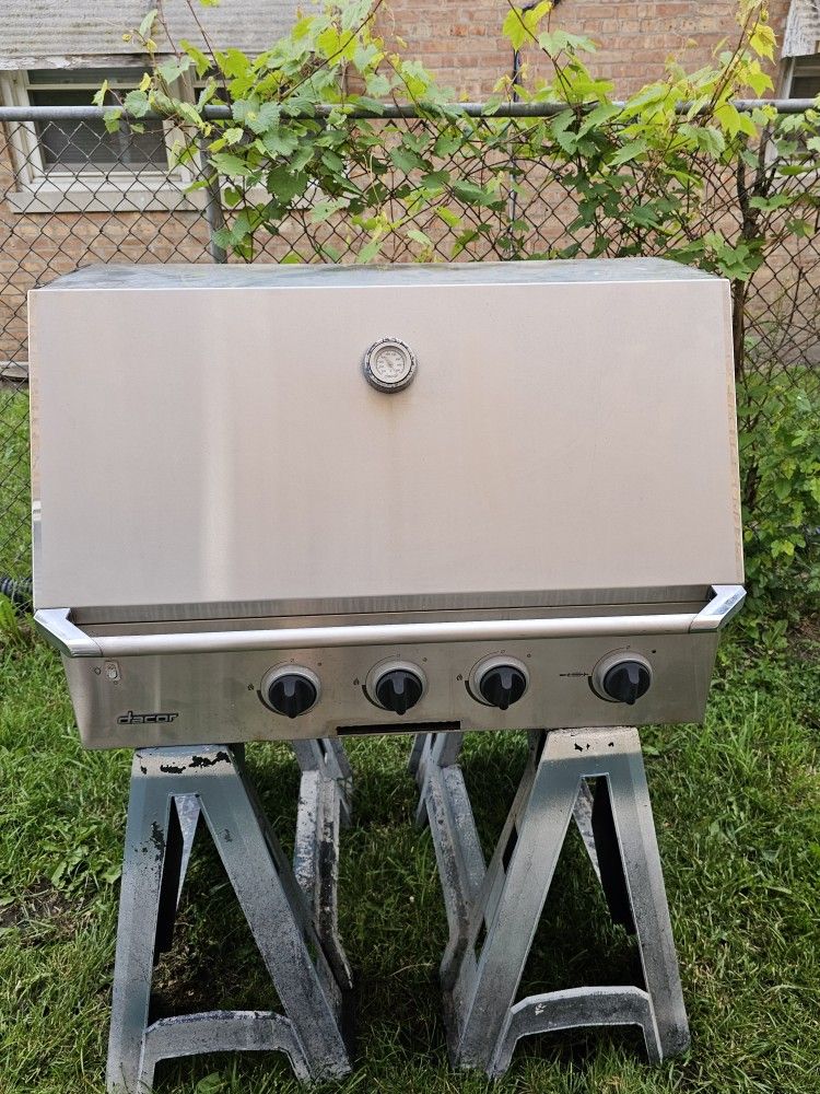 dacor built in grill great condition