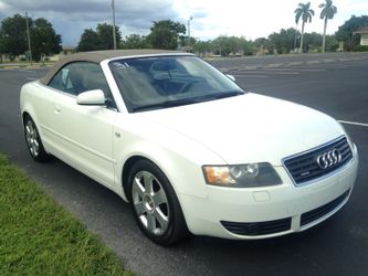 2005 Audi A4 (Convertible ) (1owner)