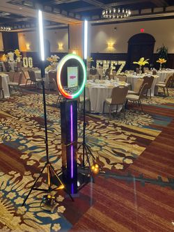 📸 Photo Booth For Your Next Event 📸