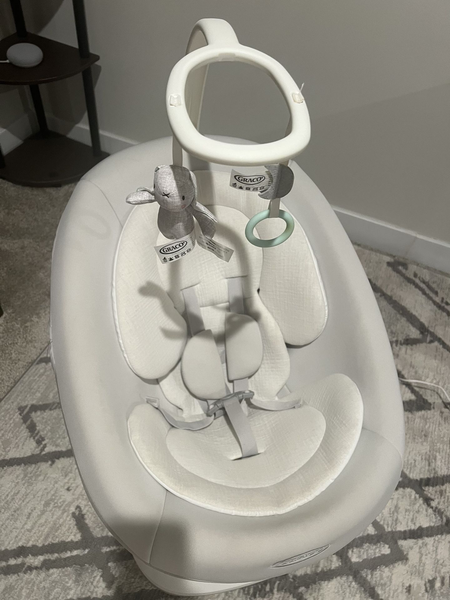 Graco Smart Sense Soothing Baby Swing – Like New