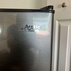 Arctic king refrigerator