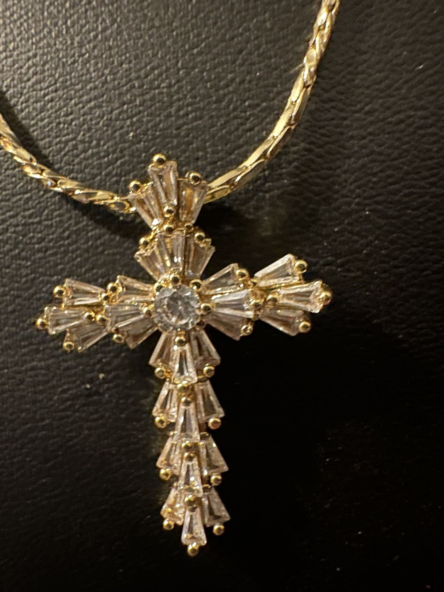 Gold plated tarnished free none fade cross necklace 18 inches