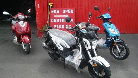50cc Scooter! No License Required