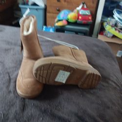 Girls Boots