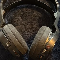 Sony Wireless Over The Ear Headphones 