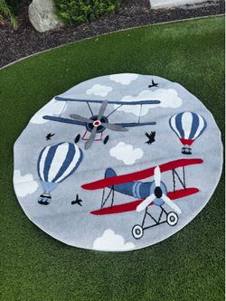 Airplane Rug (in great shape)