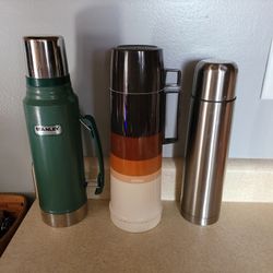 3 thermos, selling all together