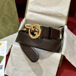 Gucci Mens Gold GG Buckle Calfskin Brown Belt