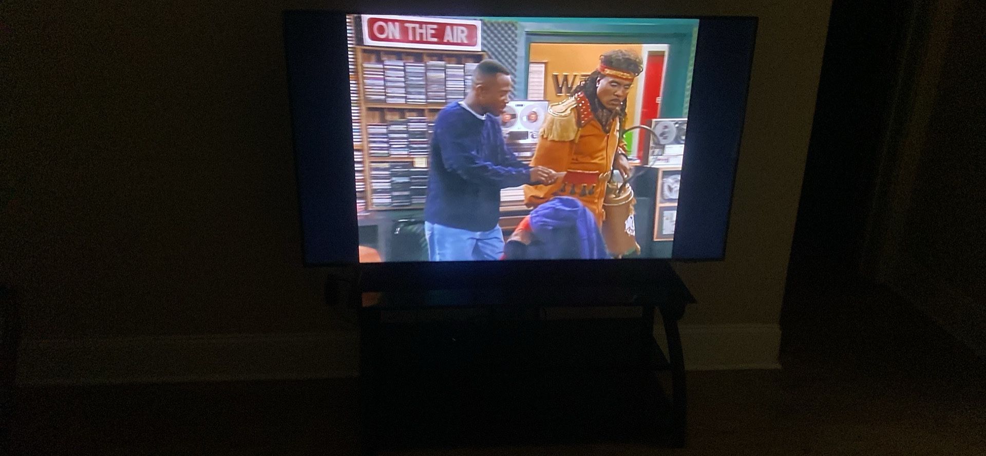 65” HD SAMSUNG TV Smart Tv