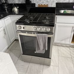24” Wide Gas Oven