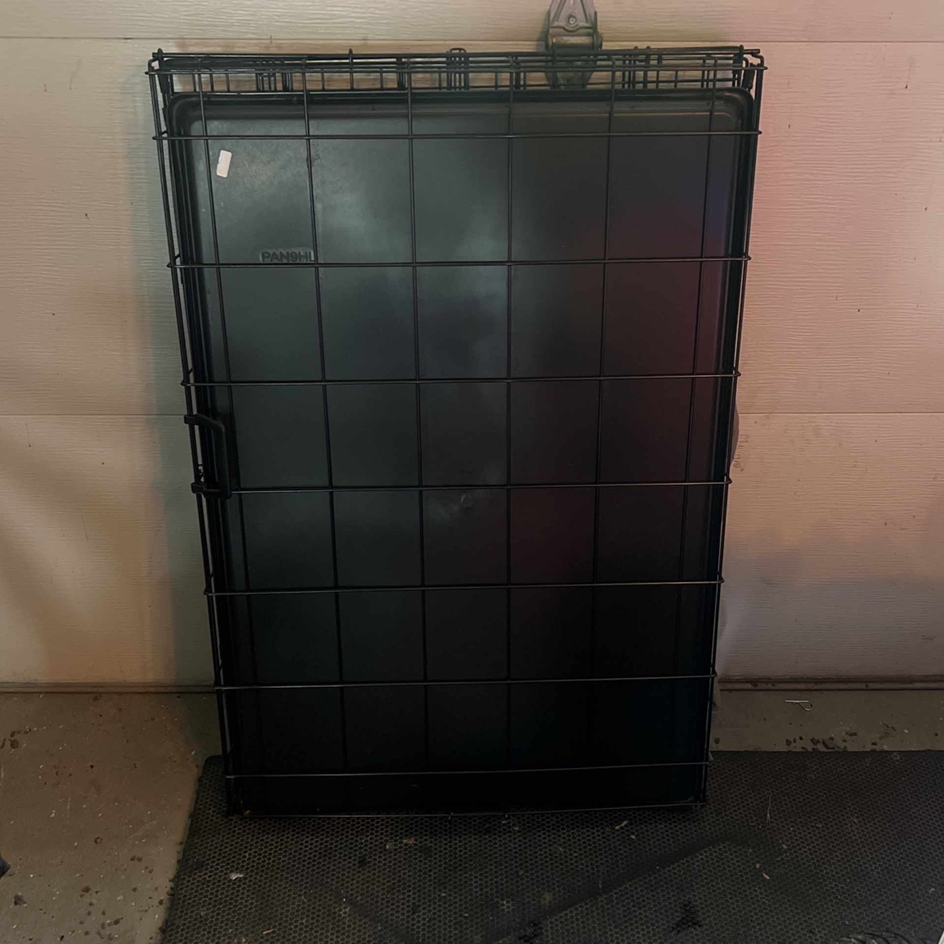XL Dog Kennel