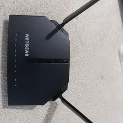 NETGEAR AC1200 WiFi Cable Modem Router, Model: C6220