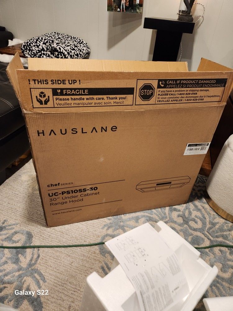 Price Reduction BRAND NEW Just Opened Box 30" Hauslane SS Range Hood
