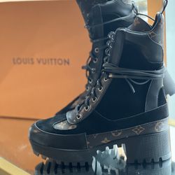 Louis Vuitton, Shoes, Laureate Platform Desert Boot On Sale