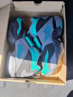 Brand New nikes deion sanders