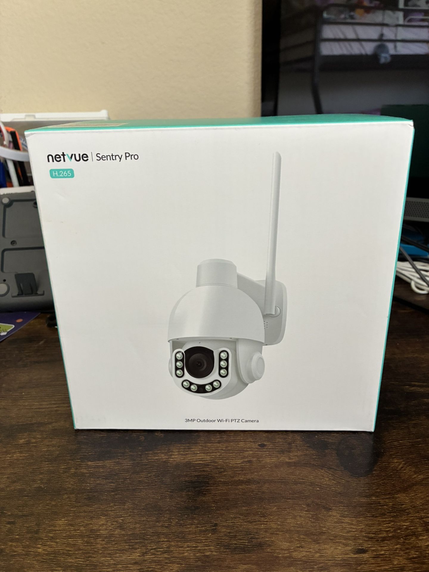 NETVUE Sentry Pro 3MP Outdoor Waterproof Wifi PTZ Camera 2 Way Audio Pan& Tilt Note: new opened box