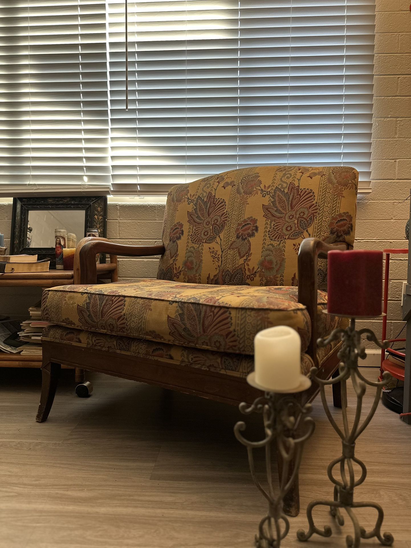 Oversized Statement Chair 