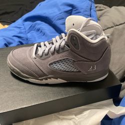 Wolf Grey 5  Size 2y