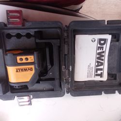 Dewalt 165 Ft. Self Leveling Laser Dw088