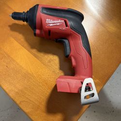 Milwaukee FUEL 18V Screw Gun $120