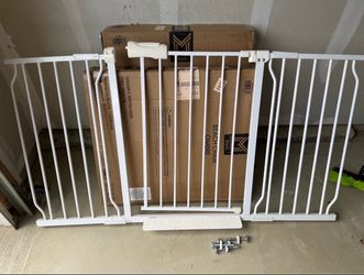 Gate
